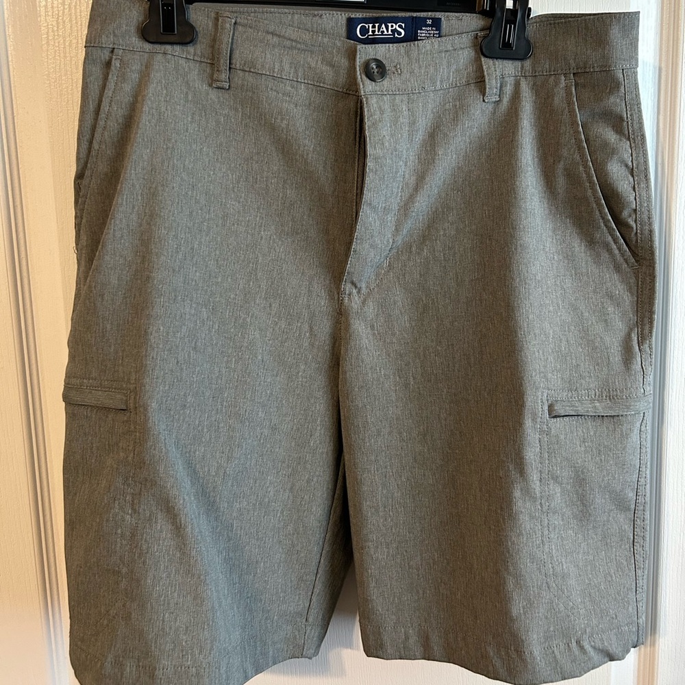 Chaps Men's Golf Shorts in Gray